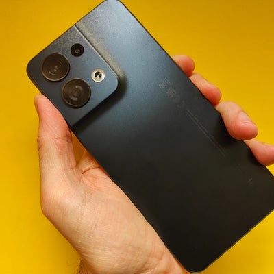 Notre test de l'OPPO Reno8 : polyvalence et charge rapide