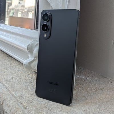 Samsung Galaxy S25 Edge : le smartphone le plus fin de la marque est à petit prix chez SFR