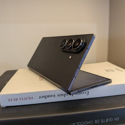 Que vaut le Samsung Galaxy Z Fold7 après 200 000 pliages ?