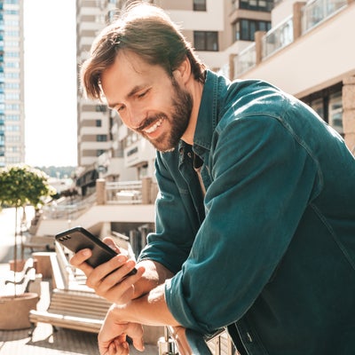 Quel smartphone acheter à moins de 100 euros en 2026 ?