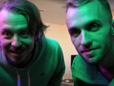 Tout ce qu’on sait de Merci Internet, la nouvelle série-documentaire de Squeezie sur Prime Video