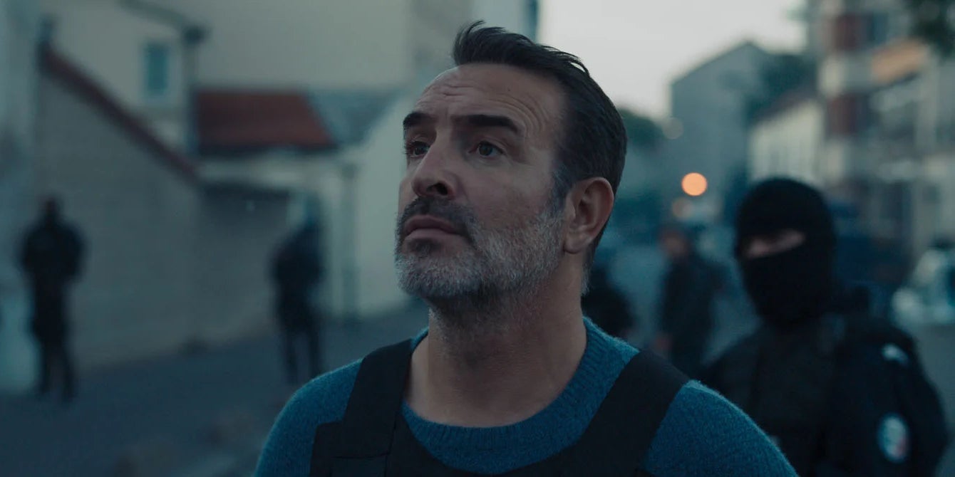 Le film Novembre avec Jean Dujardin fait partie de la sélection VOD du mois de février chez SFR.