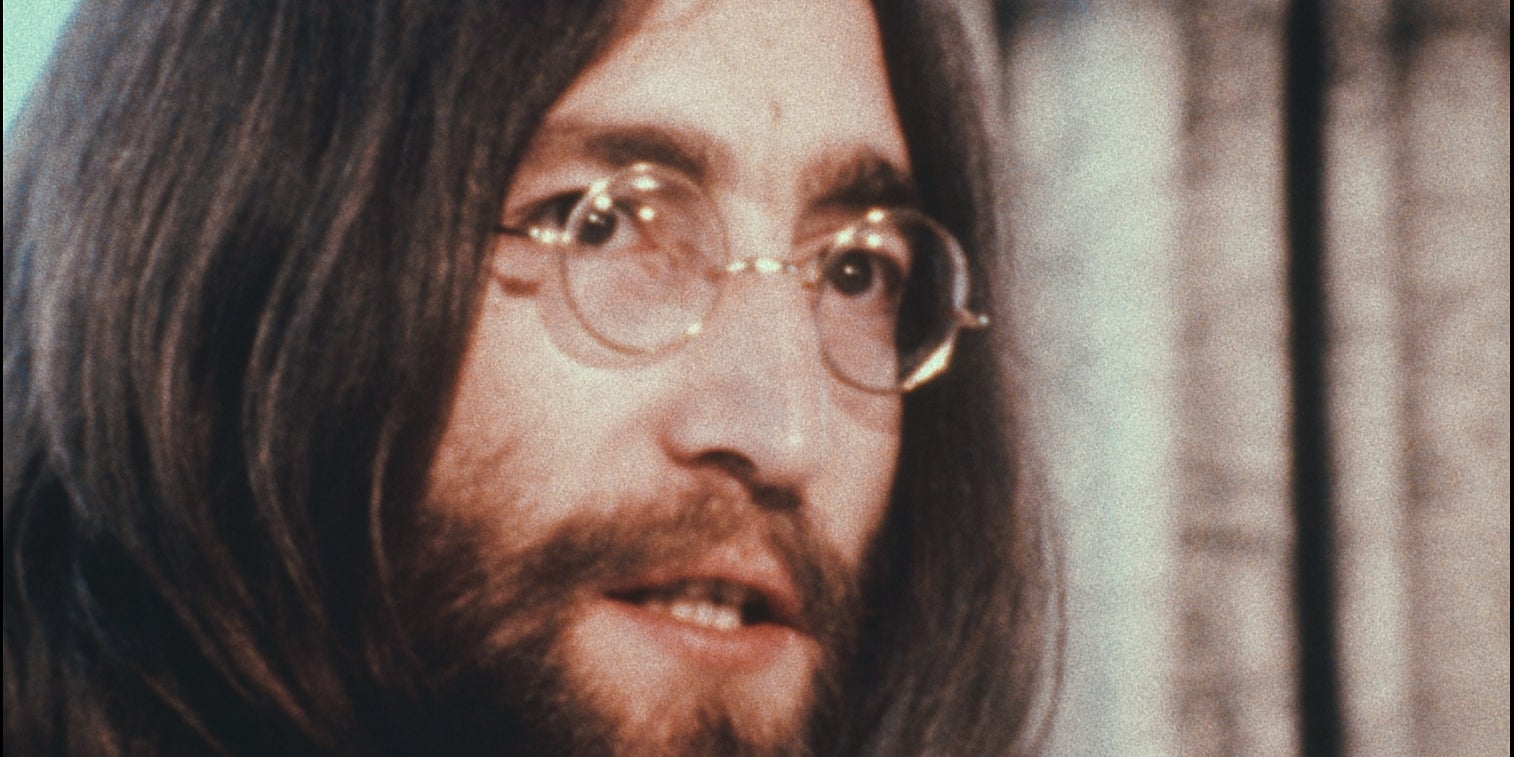 Apple TV+ revient sur les circonstances de l'assassinat de John Lennon dans une série documentaire exclusive.