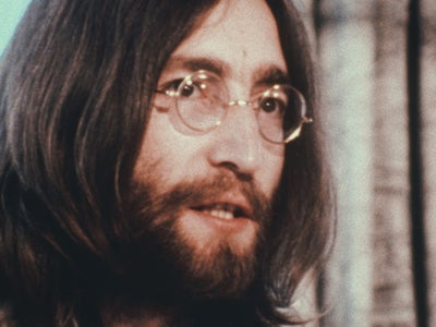 John Lennon : une série documentaire revient sur sa mort sur Apple TV+