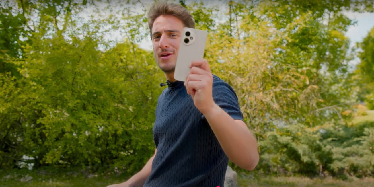 Le youtubeur TheiCollection a testé le nouveau HONOR 400 pour SFR.