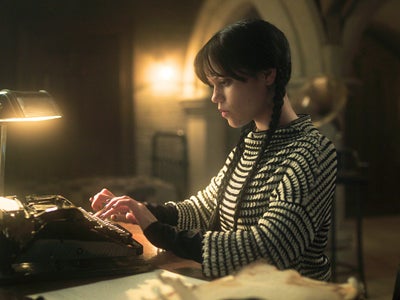 Mercredi et la Famille Addams sont bientôt de retour dans un nouveau projet