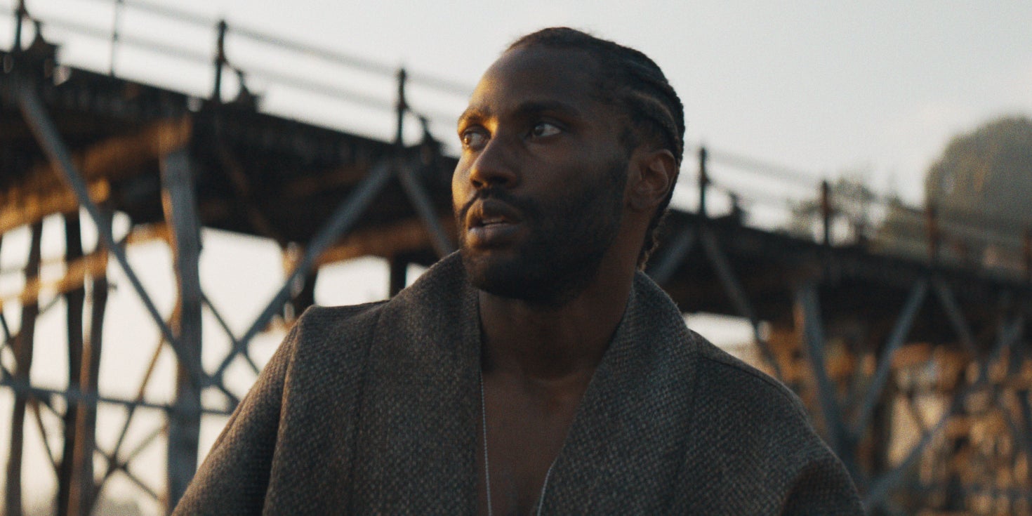 John David Washington dans ''The Creator''.