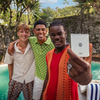 Le Motorola Razr 60 est disponible à petit prix chez SFR