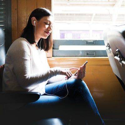 SFR, opérateur le plus rapide pour lancer une vidéo dans le train
