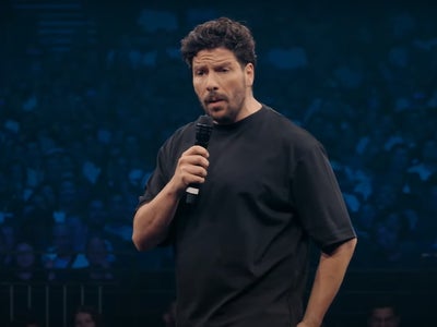 Redouane Bougheraba en spectacle sur Prime Video