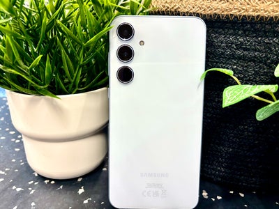 Notre test du Samsung Galaxy A55 5G : le meilleur des smartphones milieu de gamme ?