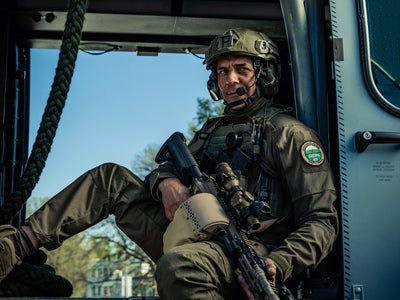 GIGN : la série avec Tomer Sisley aura-t-elle droit à une saison 2 ?