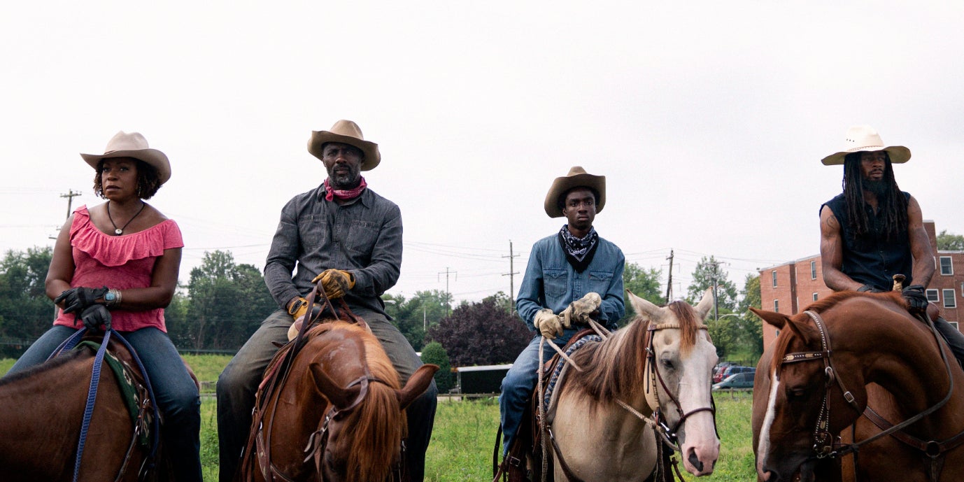 En selle ! Découvrez "Concrete Cowboy" avec Idris Elba et Caleb McLaughlin, bientôt sur Netflix.