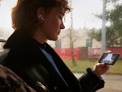 La production des iPhone SE 3 et AirPods en baisse ?