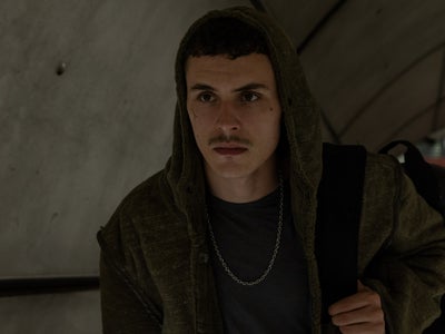 Mute (El Silencio) : bientôt une nouvelle série Netflix avec des acteurs d’Élite