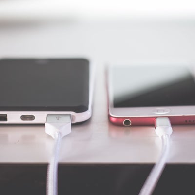 Vous avez un Samsung ? Cette fonction pourrait bien prolonger la vie de votre smartphone