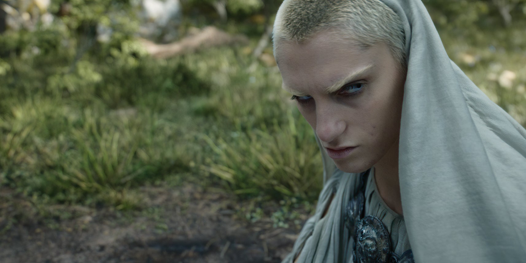 Est-ce qu'Eminem se promène en Terre du Milieu dans Les Anneaux de pouvoir ? 