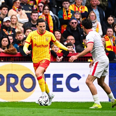 Ligue 1 : le programme de la 30e journée, avec PSG - Lyon et Lens - Toulouse