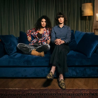 Extra-Lucide : la série avec Camille Rutherford et Sabrina Ouazani arrive sur CINÉ+ OCS