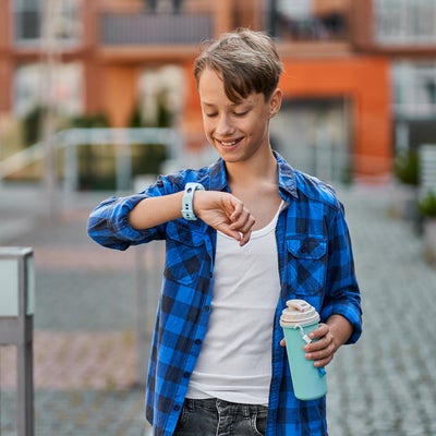 SFR lance le Pack Kids Protégés avec une montre connectée HONOR pour enfant