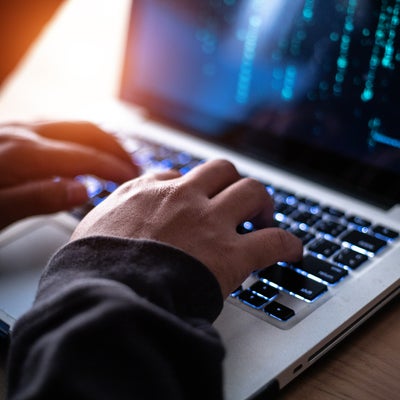 Combien de temps faut-il à un hacker pour trouver vos mots de passe ?