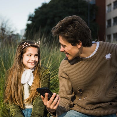 Comment configurer le smartphone NEOW Safe Plus pour son ado ?