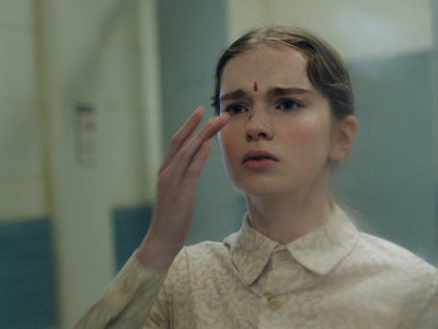 Carrie sur Prime Video : quelles différences avec le film culte de 1976 ?