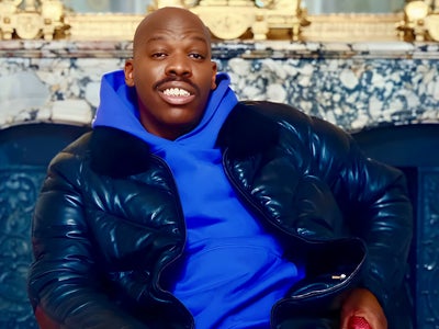 En Place : Jean-Pascal Zadi tease la saison 2 et nous adresse ses meilleurs vœux