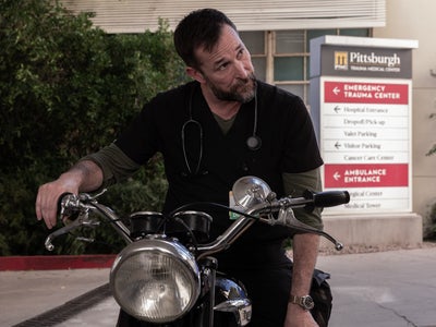 The Pitt sur HBO Max : la série aura-t-elle droit à une saison 3 ?