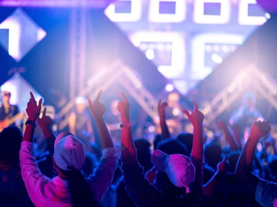 Montres connectées : pourquoi il est recommandé de désactiver cette fonctionnalité en festival