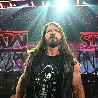 WWE Raw : à quelle heure suivre le combat AJ Styles vs. Gunther sur Netflix ?