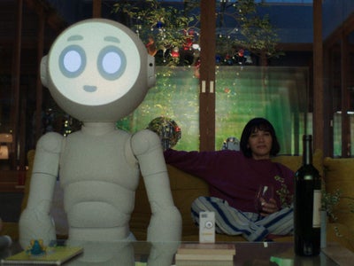 Sunny : la nouvelle série d'Apple TV+ qui va réjouir les fans de Black Mirror