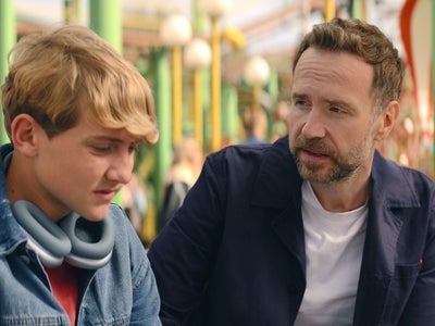 Trying sur Apple TV : quand sortiront les épisodes de la saison 5 ?