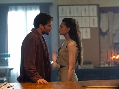 Le Tailleur : surprise, la saison 3 arrive (très) bientôt sur Netflix !