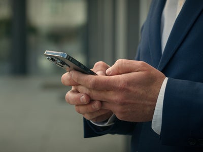 Sécurité : les utilisateurs d’iPhone sont-ils vraiment moins vigilants ?