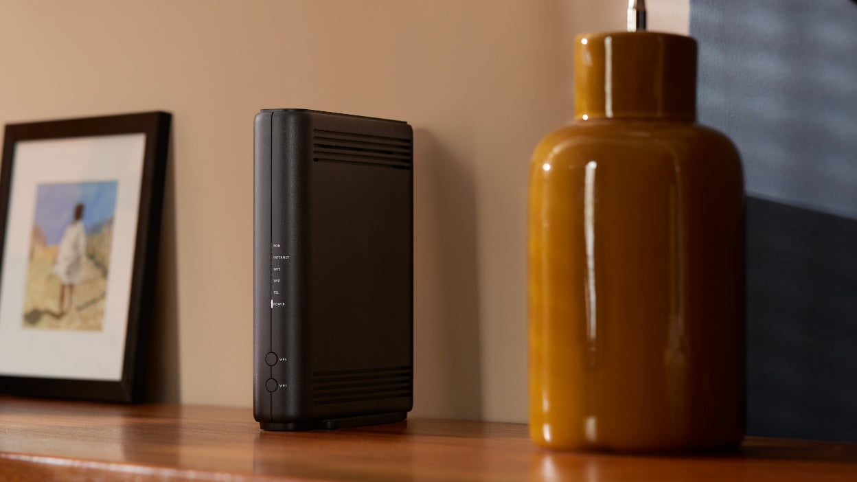 La SFR Box 8 adopte un look légèrement différent, plus arrondi.