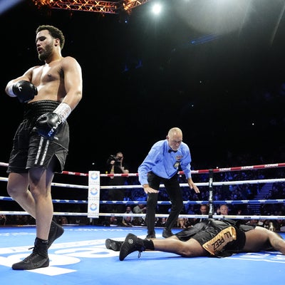 Boxe : Moses Itauma, nouveau prodige des poids lourds