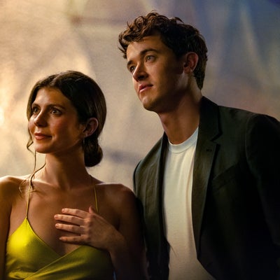 People We Meet on Vacation sur Netflix : la nouvelle rom-com qui mêle amitié et amour