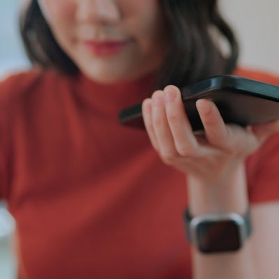 Google Traduction va vous permettre de traduire de façon plus naturelle dans différents tons