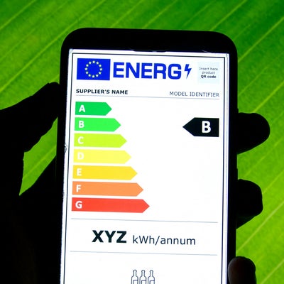 Étiquette énergie : tout savoir sur le nouveau label destiné aux smartphones