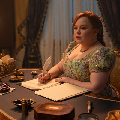 La Chronique des Bridgerton : qui est la nouvelle Lady Whistledown ?