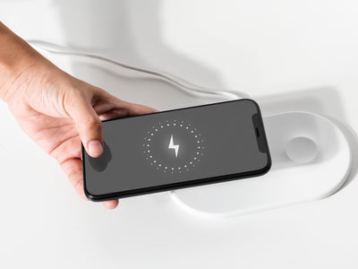 La recharge sans fil rapide, bientôt accessible à tous les smartphones ?