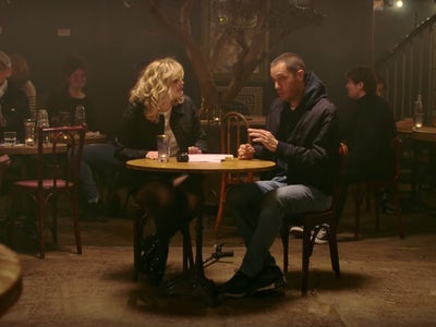 Louane et Grand Corps Malade nous emmènent Derrière le brouillard