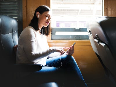 SFR, opérateur le plus rapide pour lancer une vidéo dans le train
