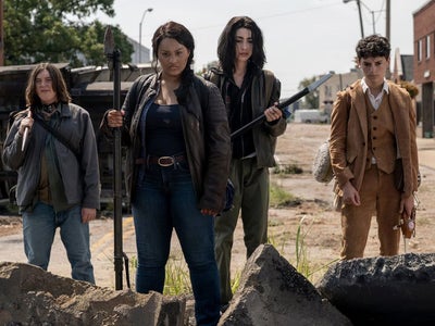 3 raisons de regarder World Beyond, le spin-off de The Walking Dead