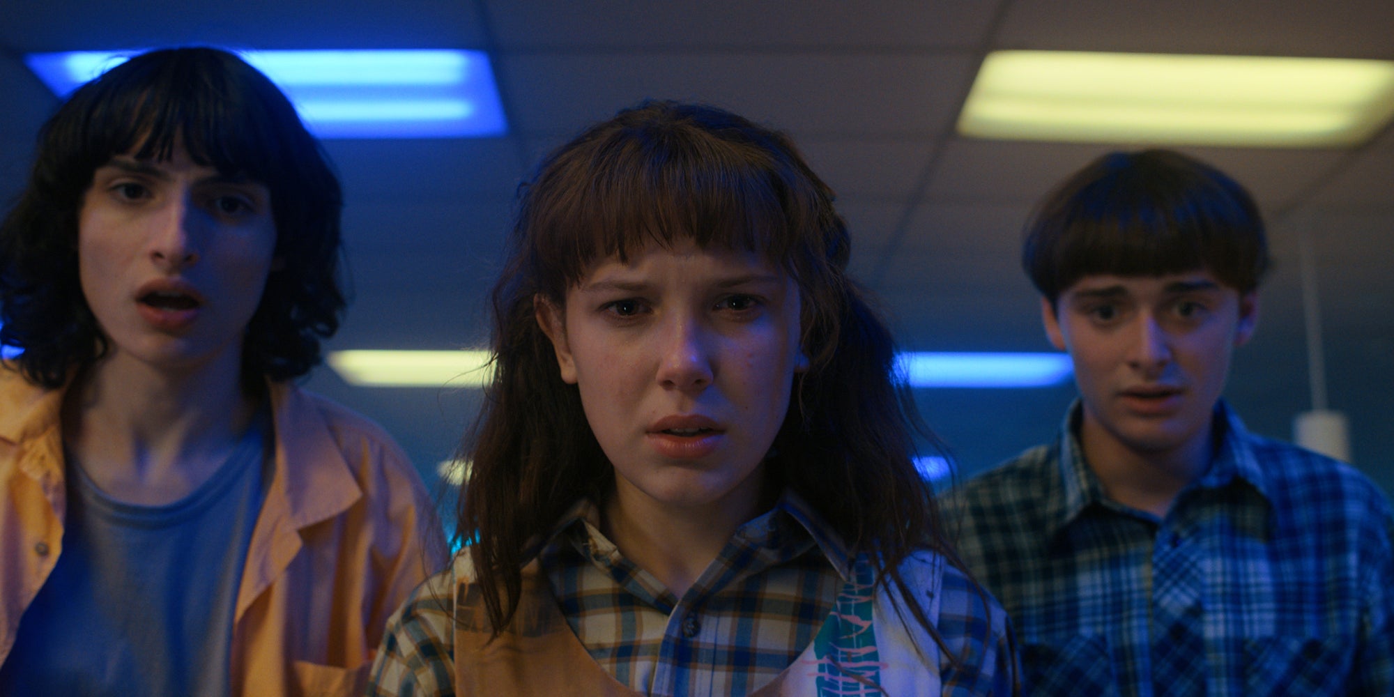 Finn Wolfhard (Mike), Millie Bobby Brown (Eleven) et Noah Schnapp (Will), dans la saison 4 de "Stranger Things".