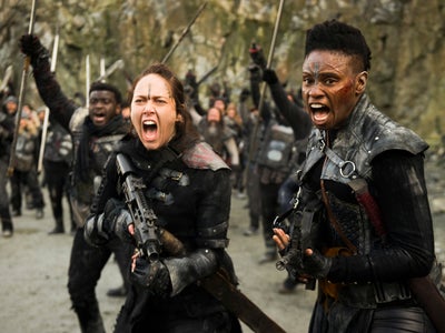 La série The 100 prend un nouveau départ dans la saison 6