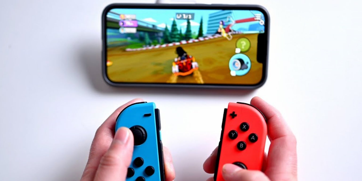 Découvrez comment jouer sur votre iPhone avec les manettes Joy-Con de votre Nintendo Switch.