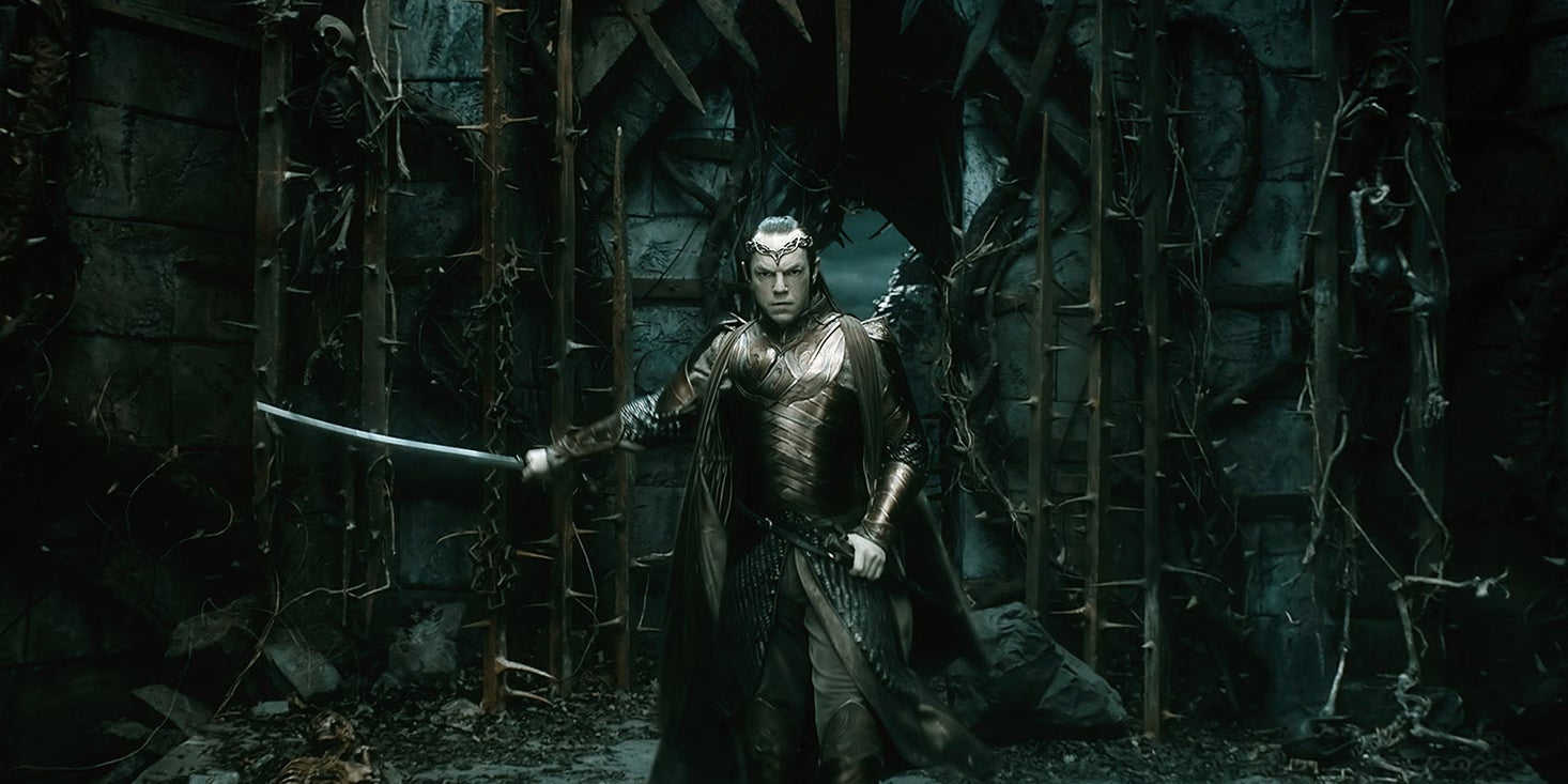 Elrond, ici dans "Le Hobbit : la Bataille des 5 Armées", fera bien partie de la série "Le Seigneur des Anneaux".