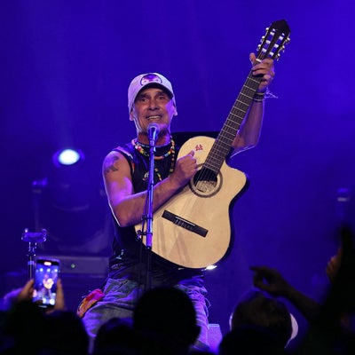 Manu Chao revient avec son nouvel album “Viva Tu” et toujours la même énergie